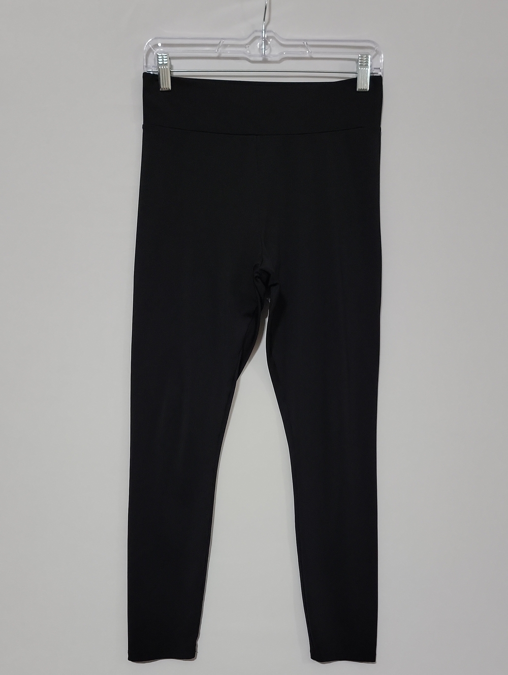 Black Leggings • Women’s M